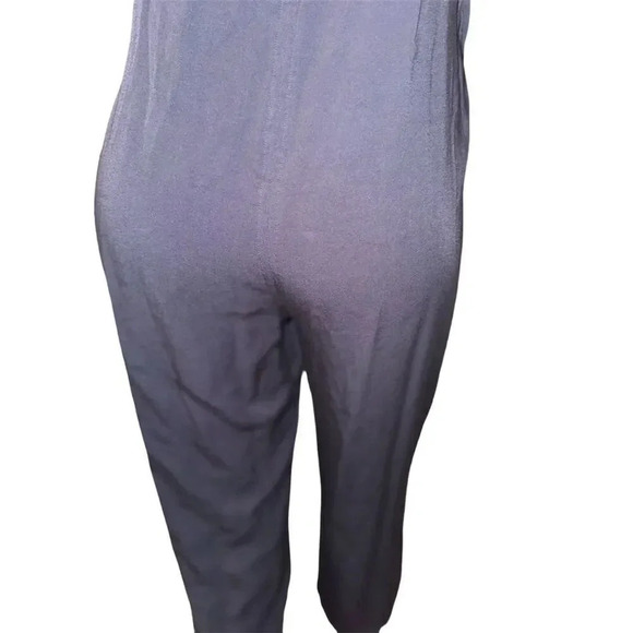 Loveriche Casual Gray Sleeveless Cropped  Relaxed Fit Front Pocket romper - Picture 9 of 13